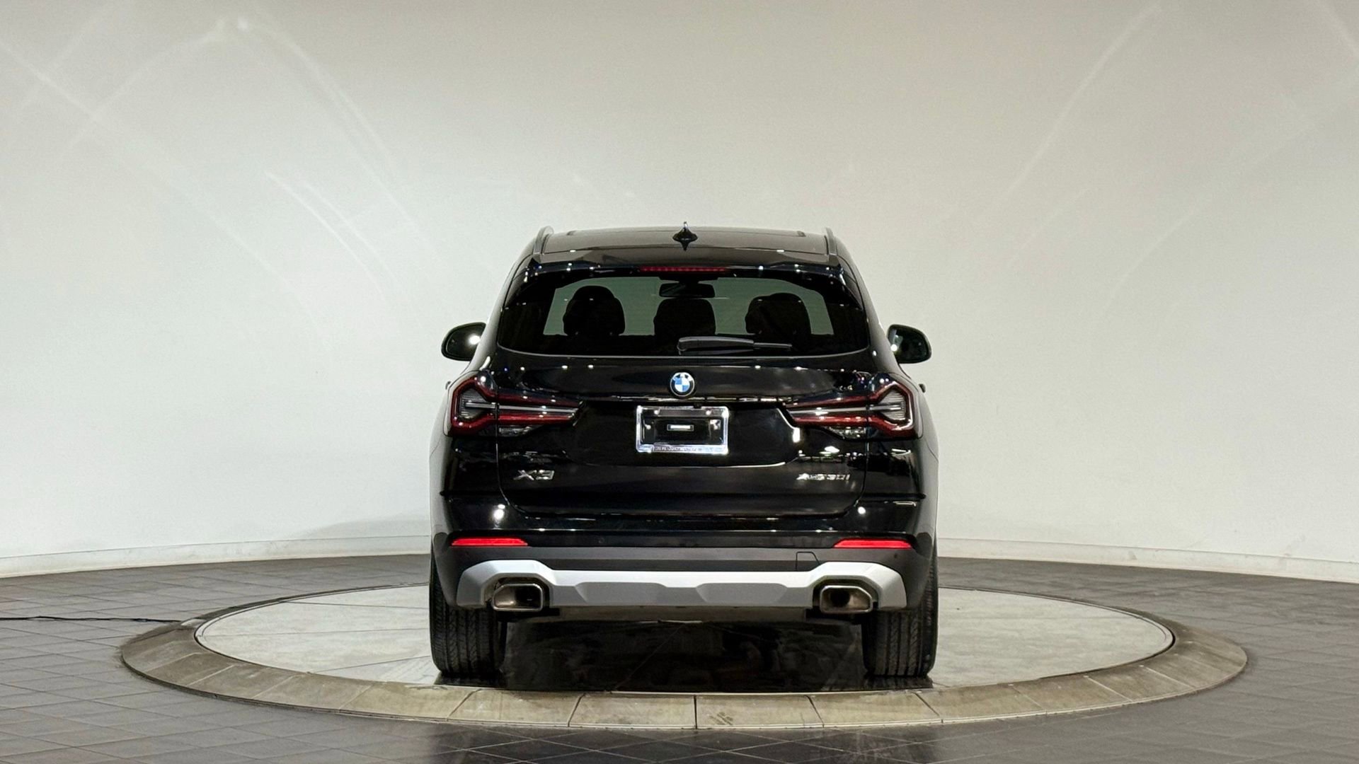 Used 2023 BMW X3 xDrive30i w/ Premium Package AWD/4WD image 8