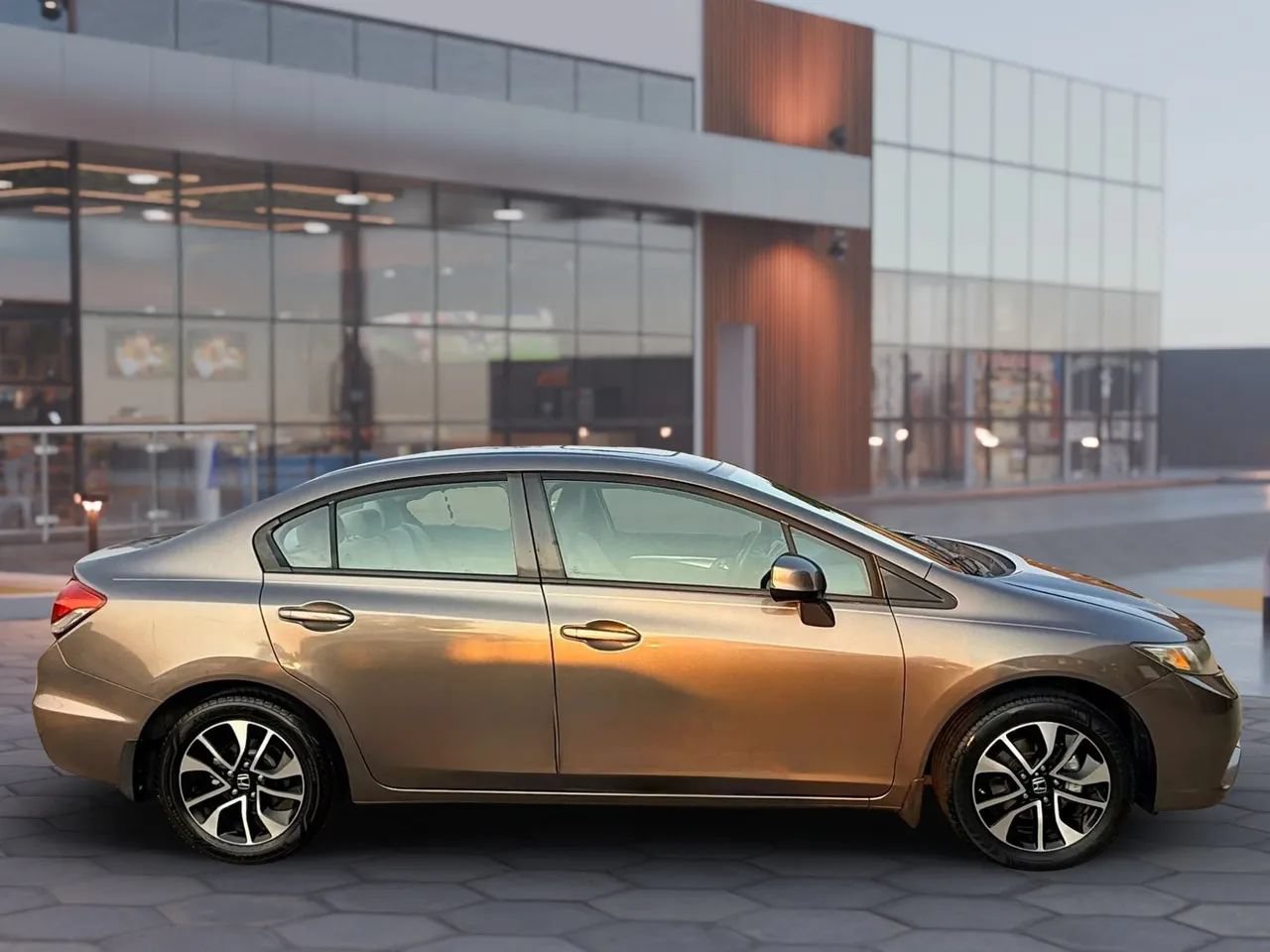 Used 2013 Honda Civic EX image 4