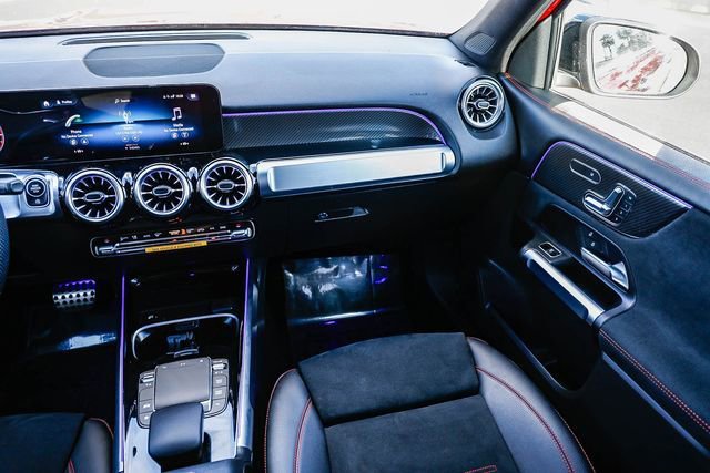 Used 2023 Mercedes-Benz GLB 250 4MATIC image 15