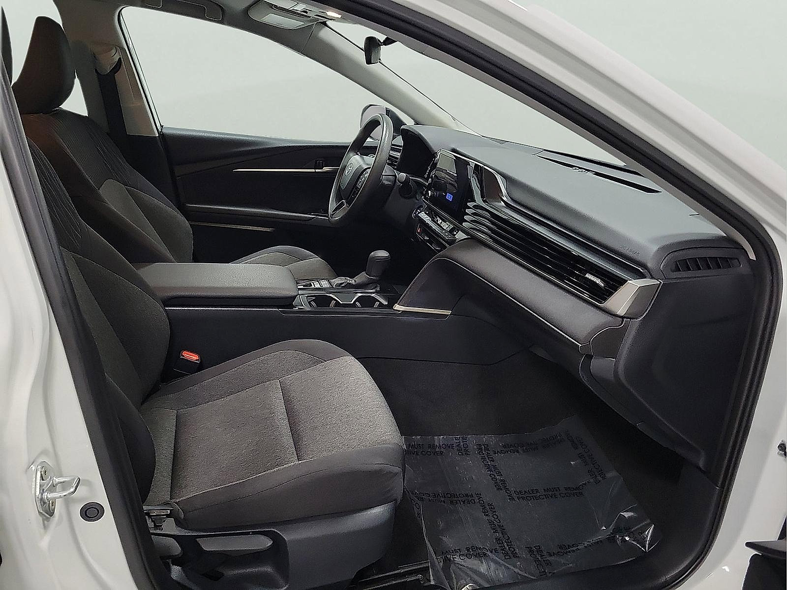 Certified 2025 Toyota Camry LE FWD image 14