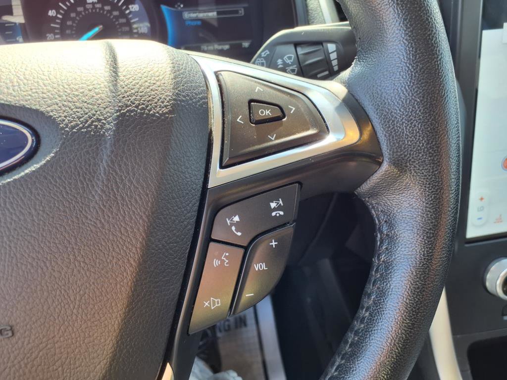 Certified 2023 Ford Edge SEL image 18