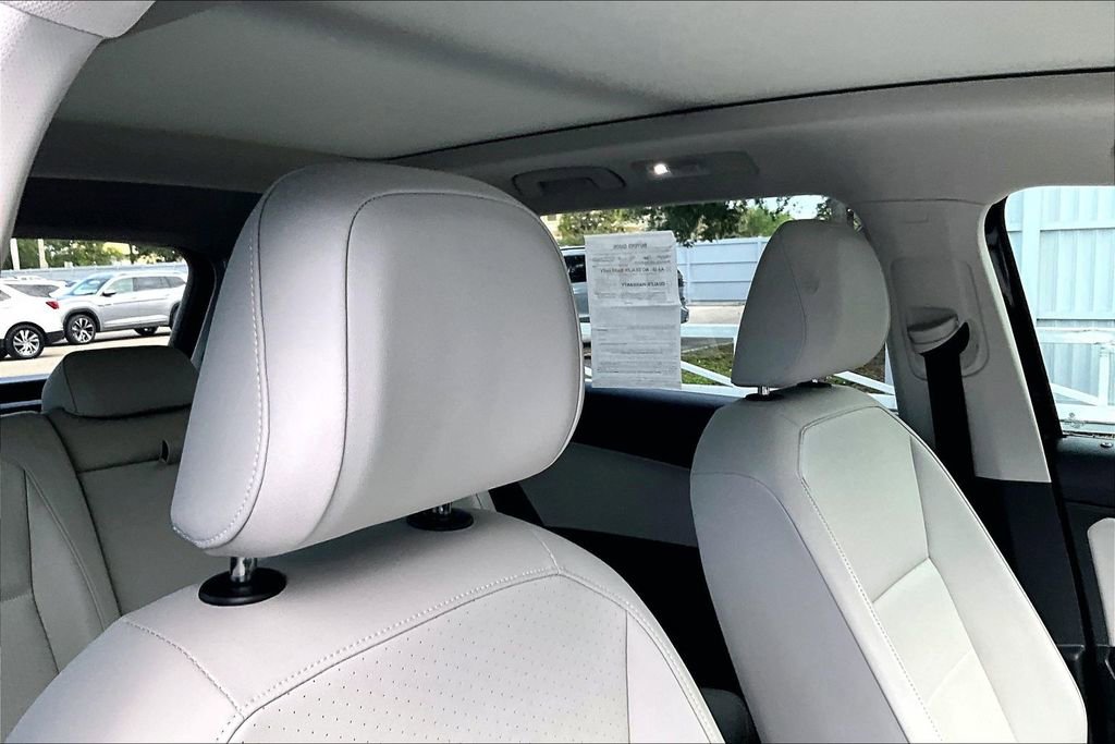 Certified 2021 Volkswagen Tiguan SEL FWD image 22