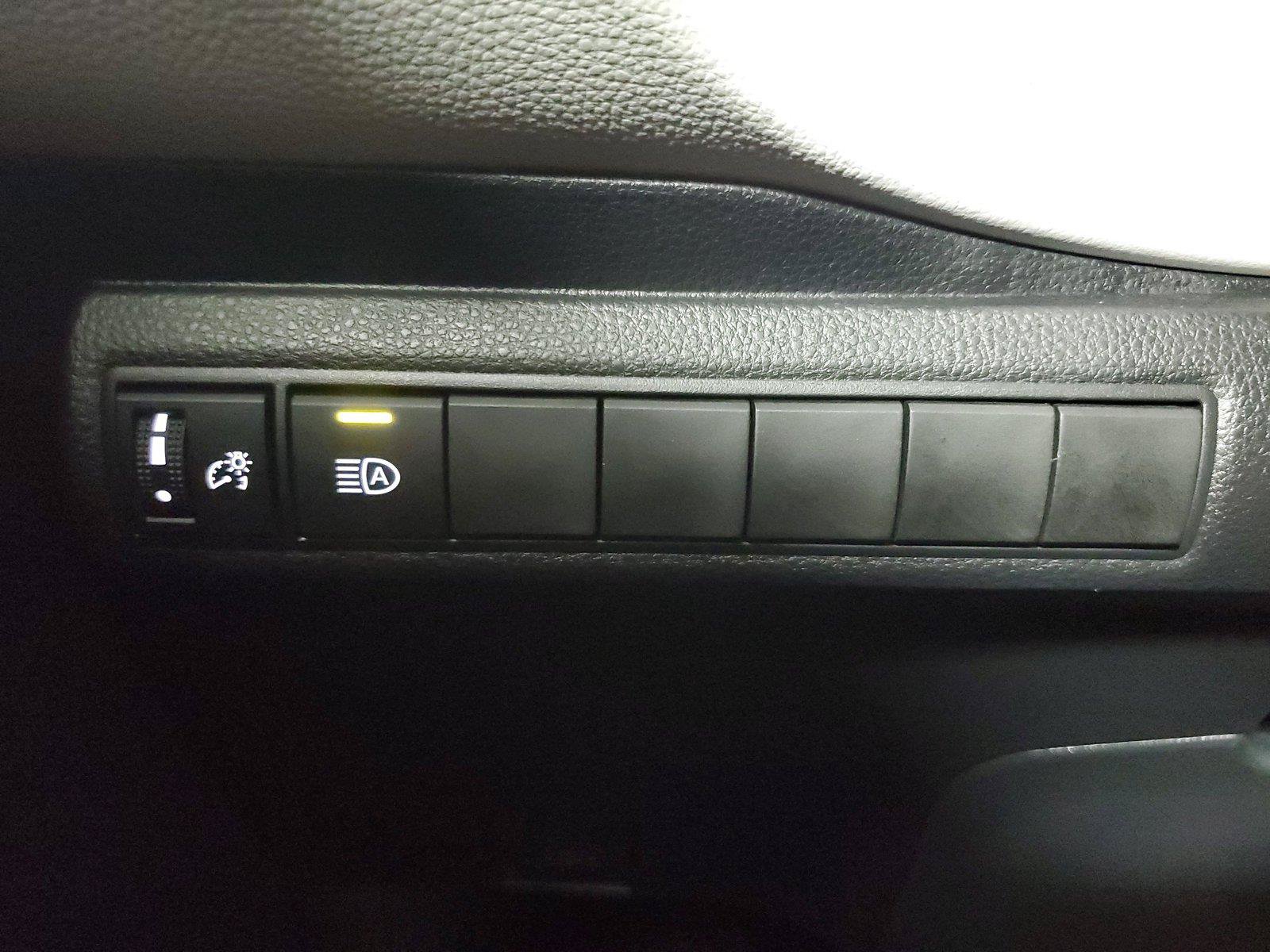 Used 2026 Toyota Corolla LE FWD image 33