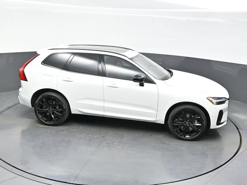 New 2026 Volvo XC60 T8 Ultra w/ Climate Package AWD/4WD image 35