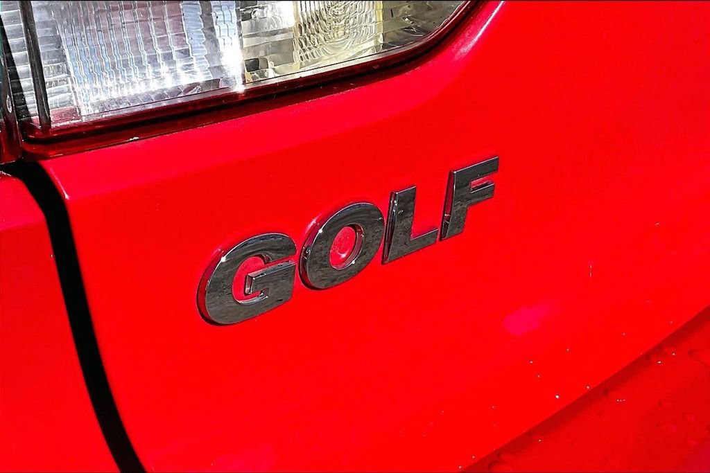 Used 2012 Volkswagen Golf 2-Door image 33