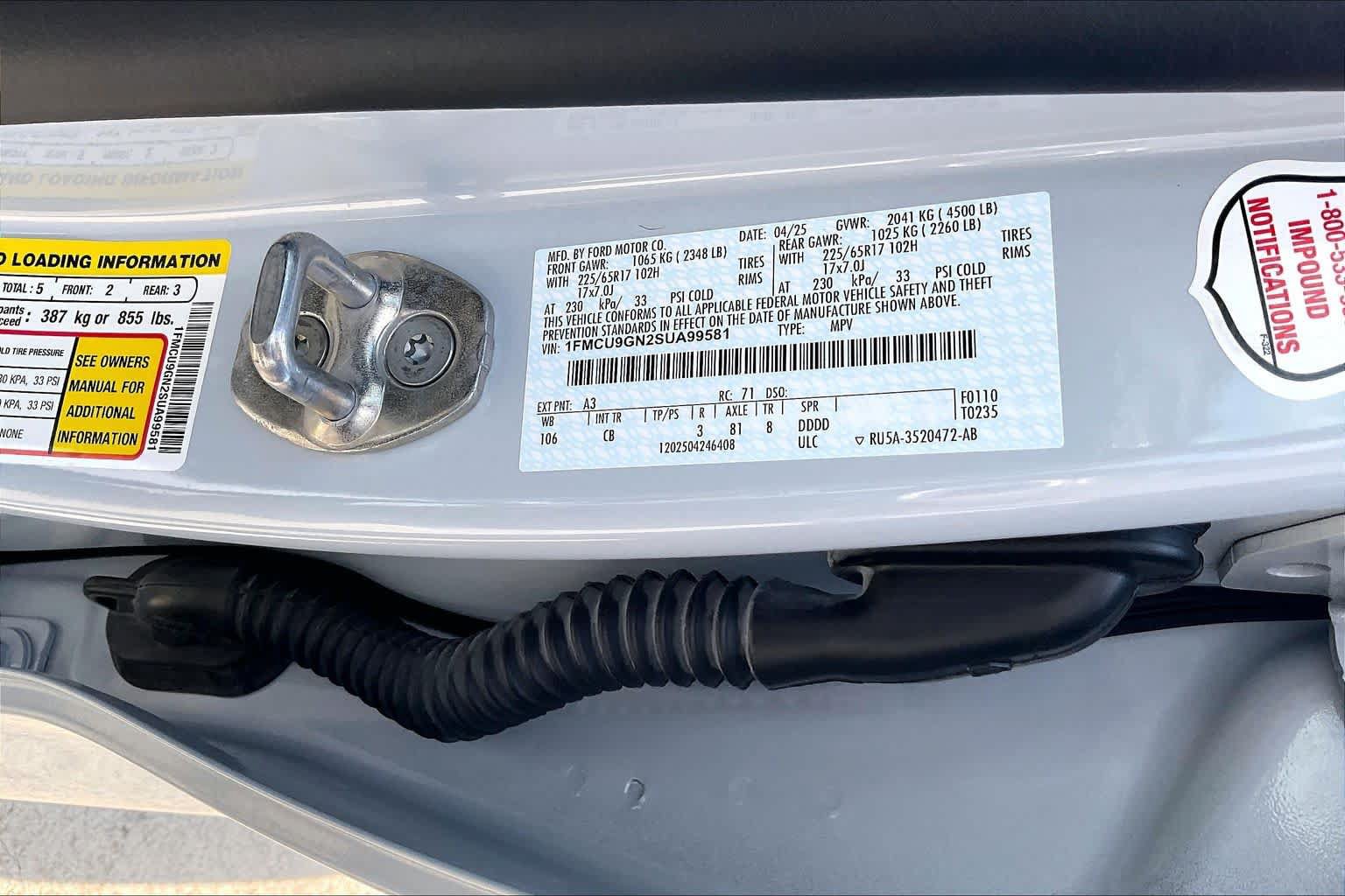 Used 2025 Ford Escape Active AWD/4WD image 36