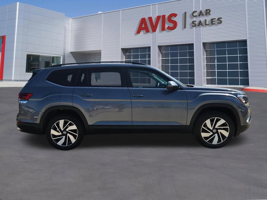 Used 2025 Volkswagen Atlas SE image 7