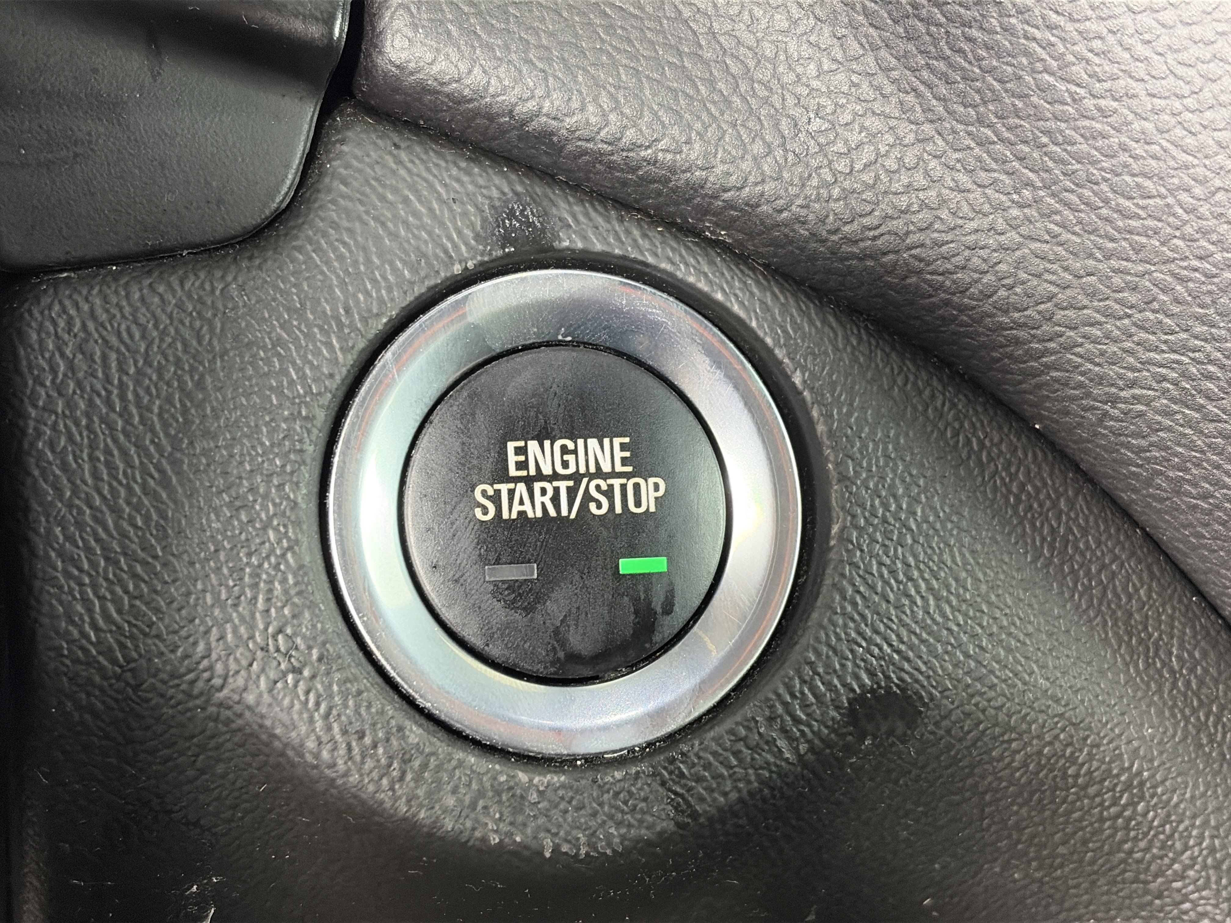 Used 2021 Chevrolet Equinox LT image 28