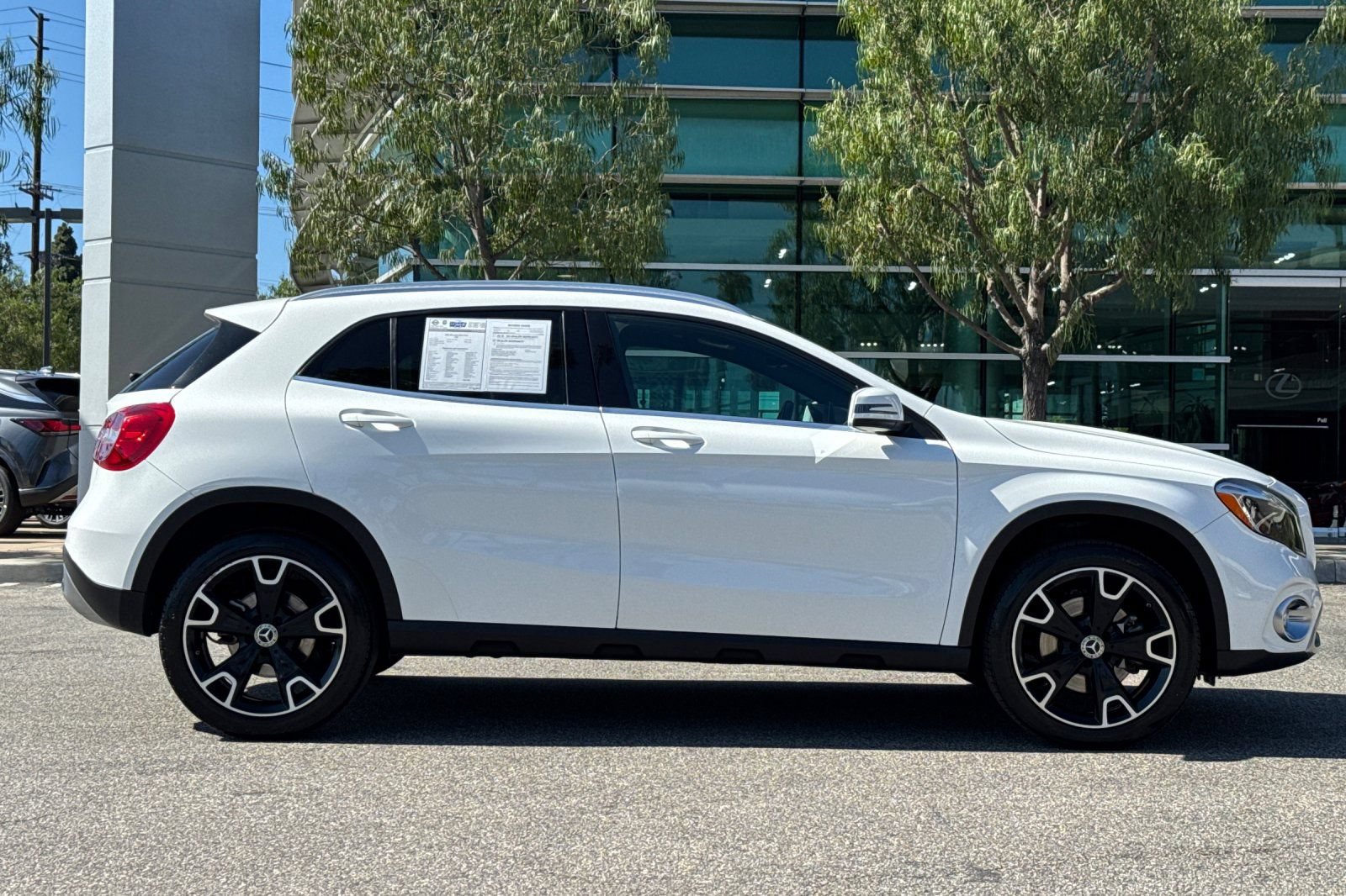 Used 2020 Mercedes-Benz GLA 250 image 3
