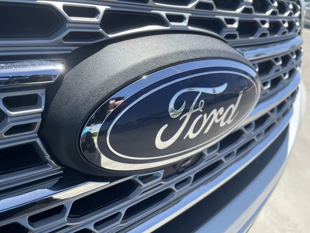 Used 2020 Ford Explorer Limited w/ Class III Trailer Tow Package AWD/4WD image 32