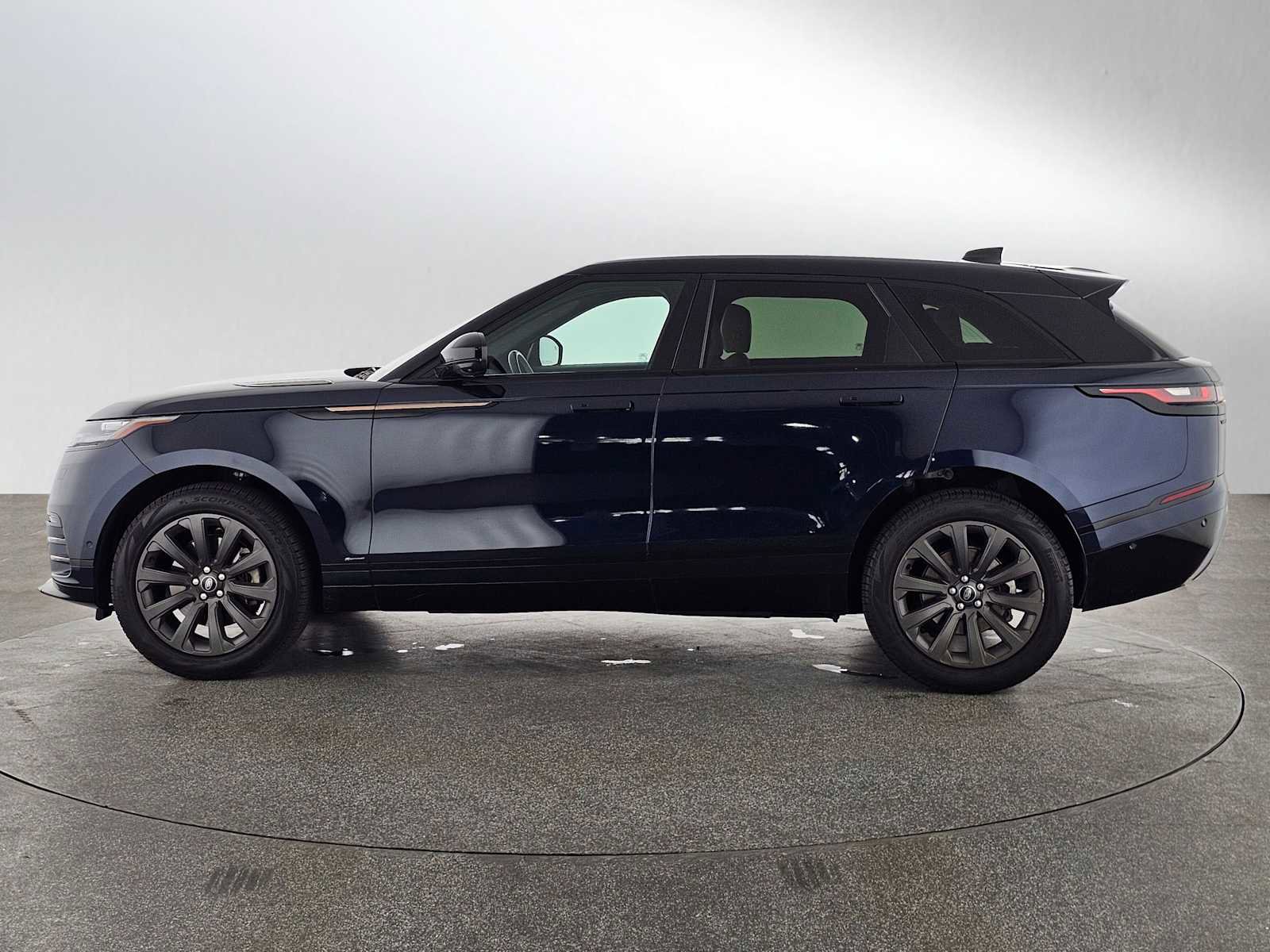 Used 2021 Land Rover Range Rover Velar R-Dynamic S AWD/4WD image 2