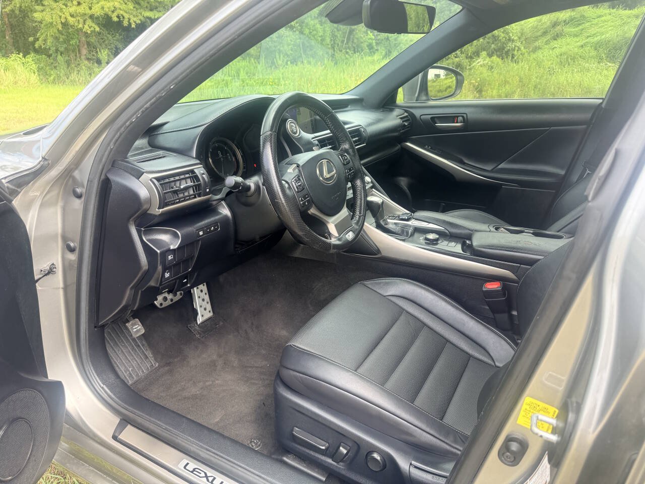 Used 2019 Lexus IS 350 F Sport AWD/4WD image 17