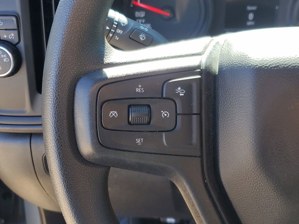 Used 2025 Chevrolet Silverado 1500 Custom image 21