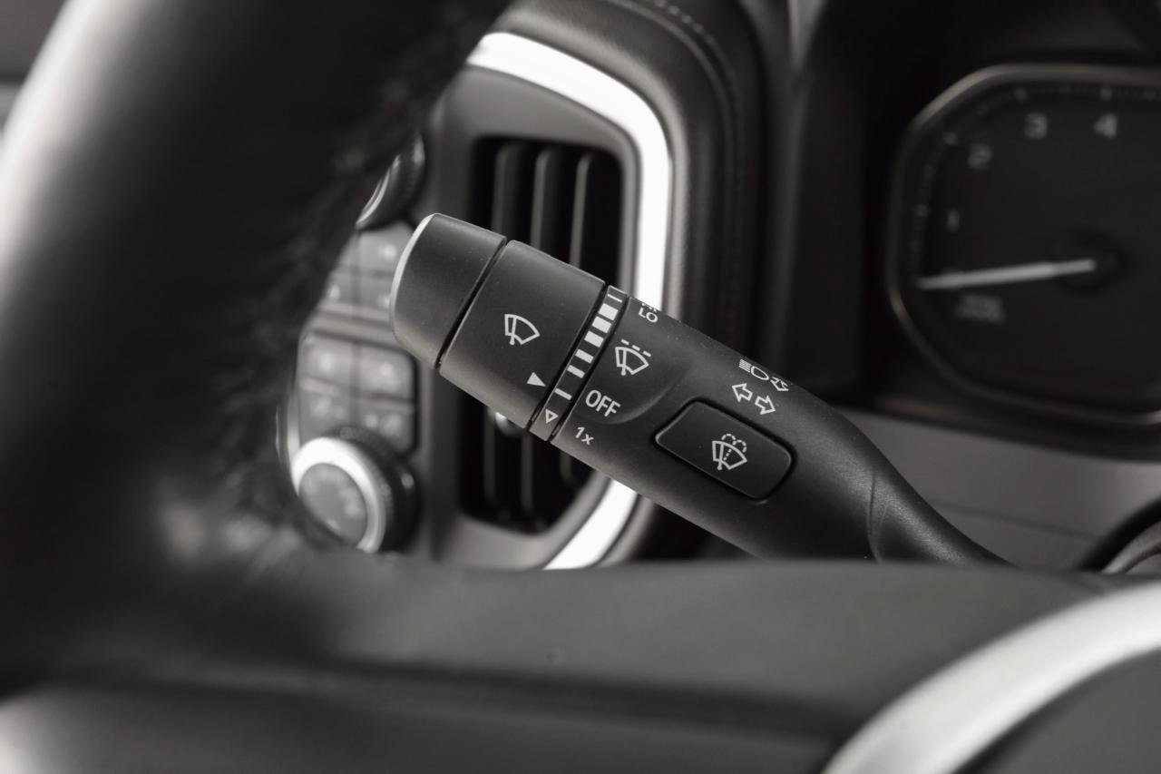 Used 2020 GMC Sierra 2500 SLE w/ Preferred Package image 18