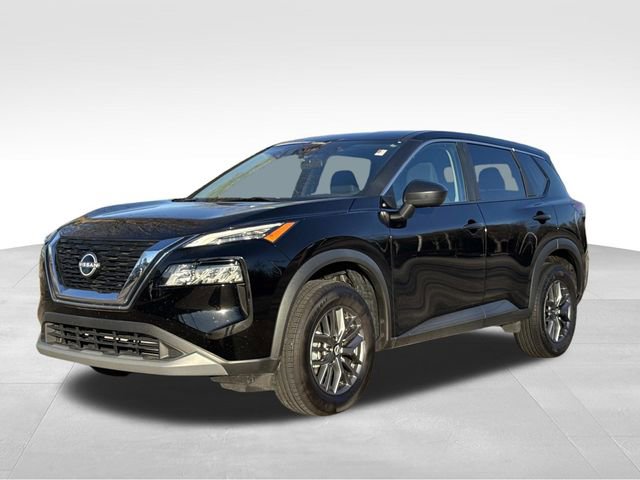 Used 2023 Nissan Rogue S image 3