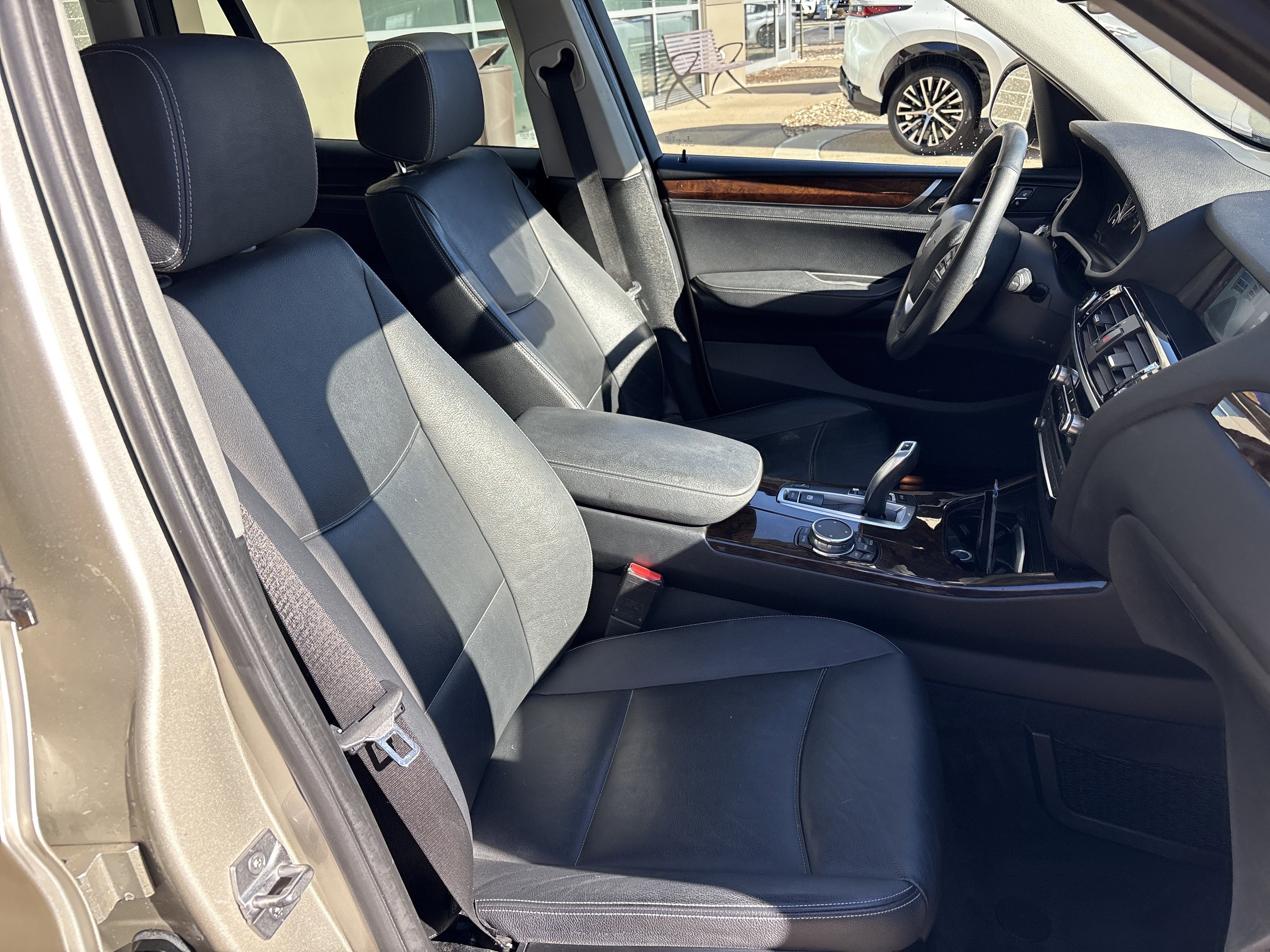 Used 2015 BMW X3 sDrive28i image 33