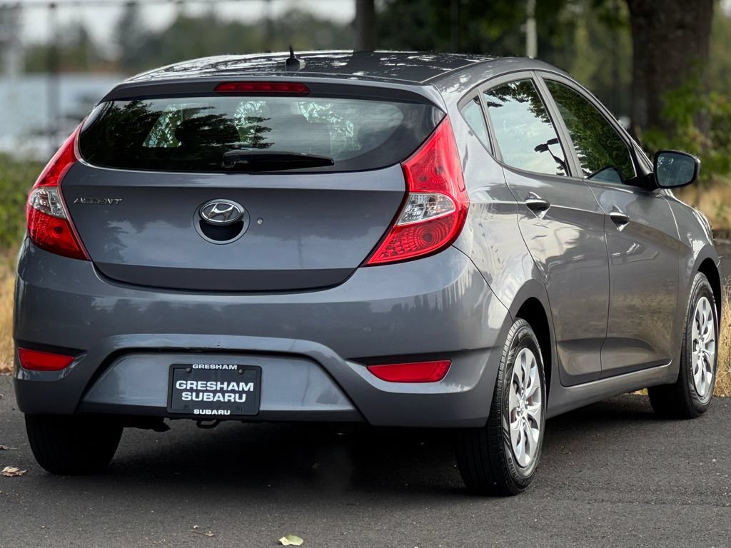 Used 2017 Hyundai Accent SE FWD image 7