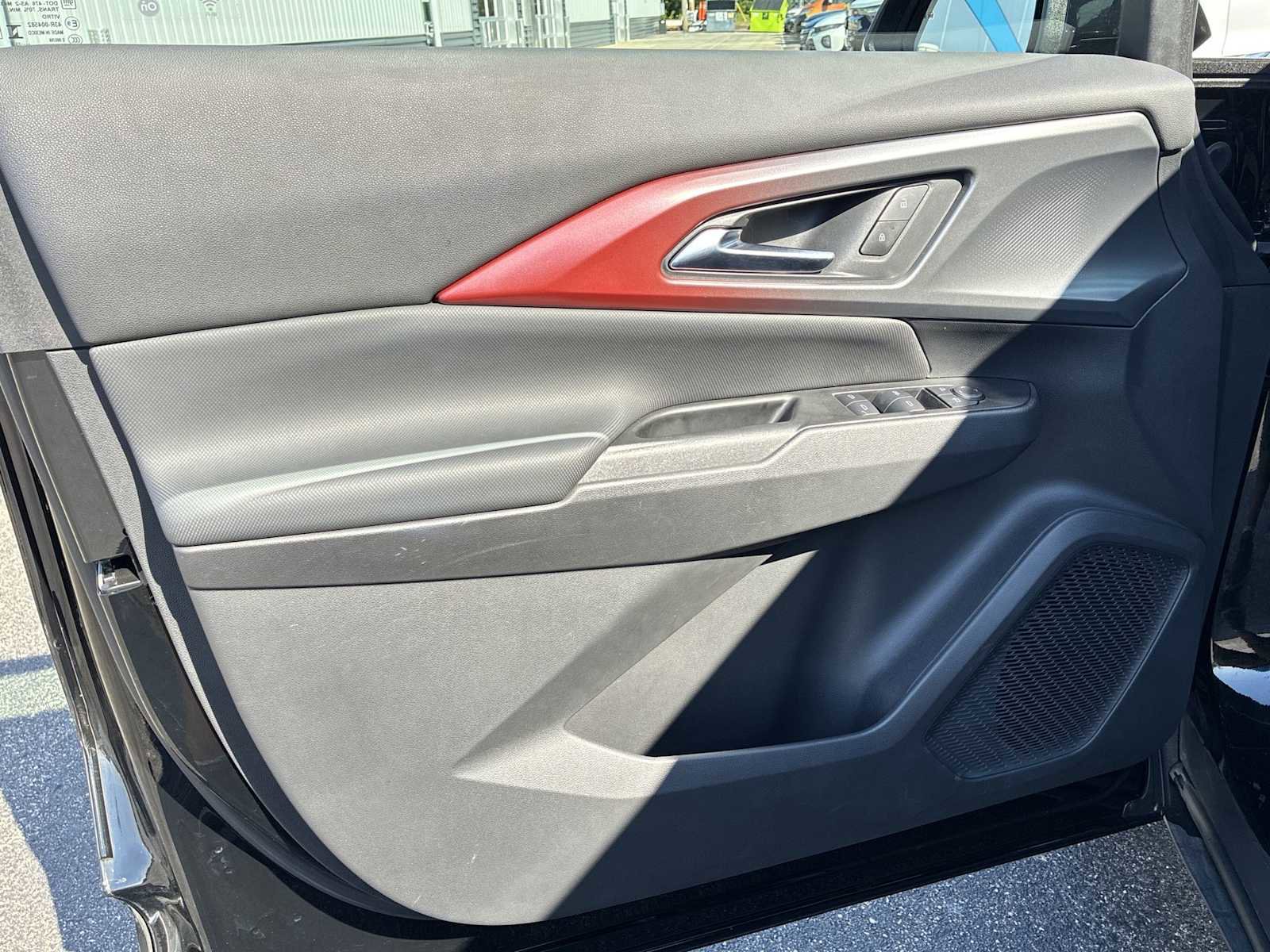 Used 2024 Chevrolet Equinox EV RS image 21