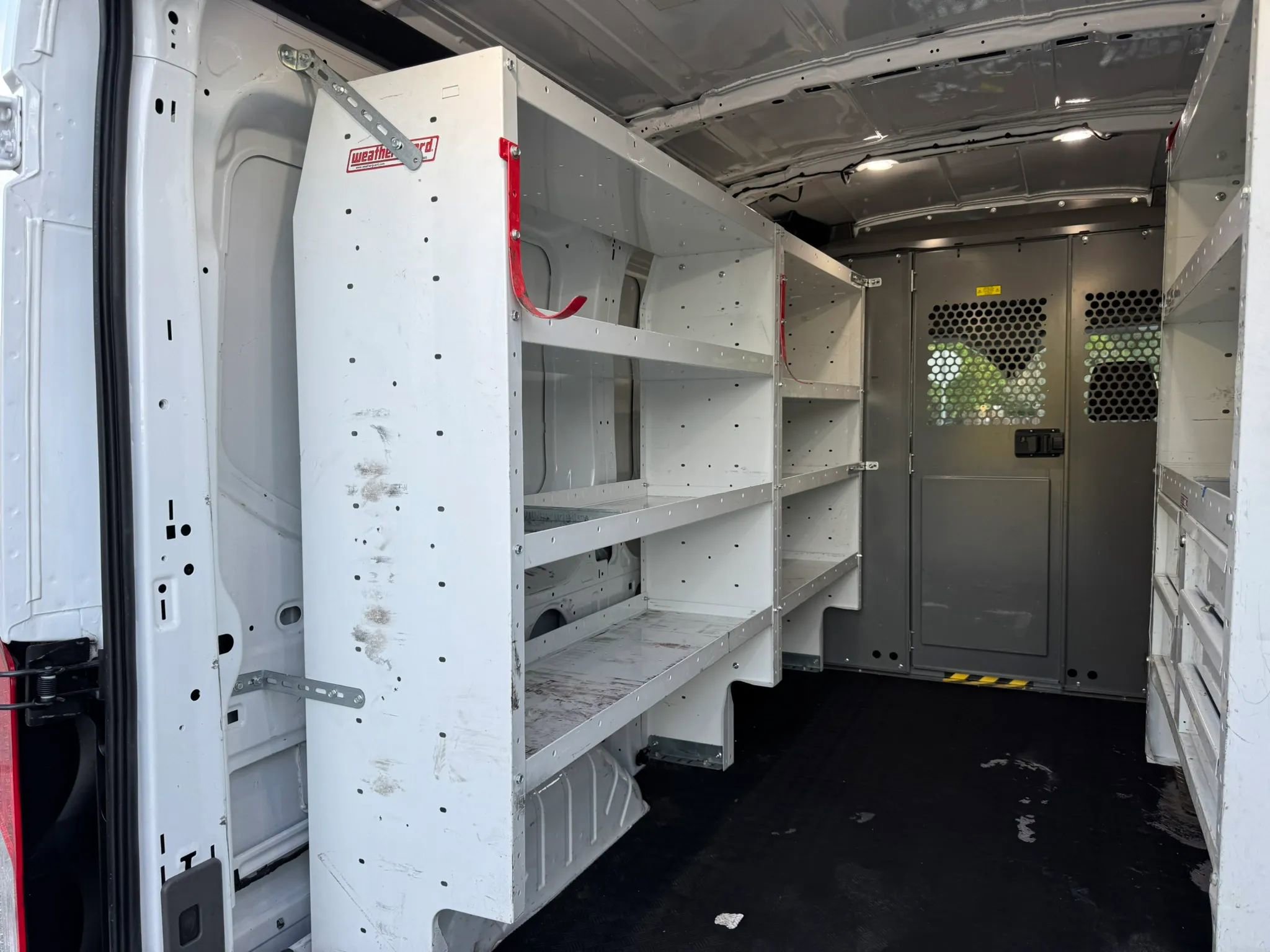 Used 2020 Ford Transit 250 Medium Roof RWD image 21