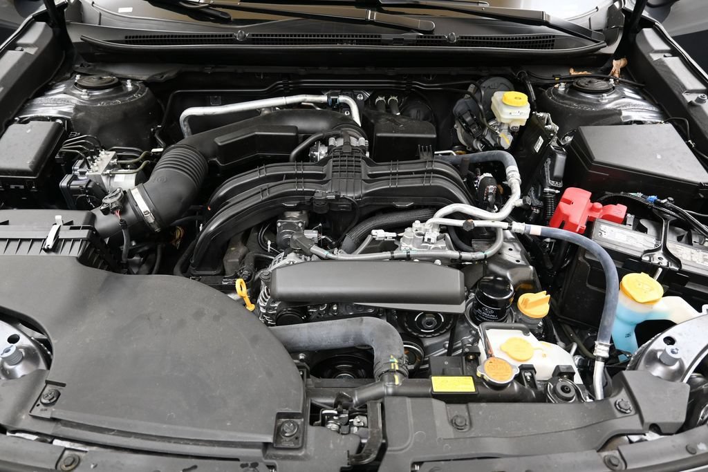 Certified 2025 Subaru Outback Premium AWD/4WD image 9