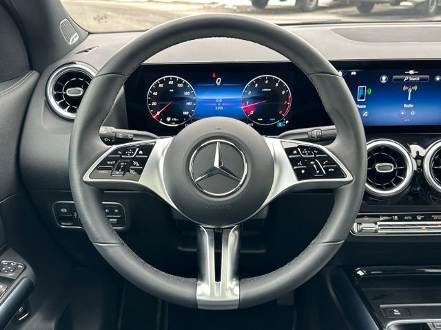 Used 2026 Mercedes-Benz GLA 250 4MATIC image 13