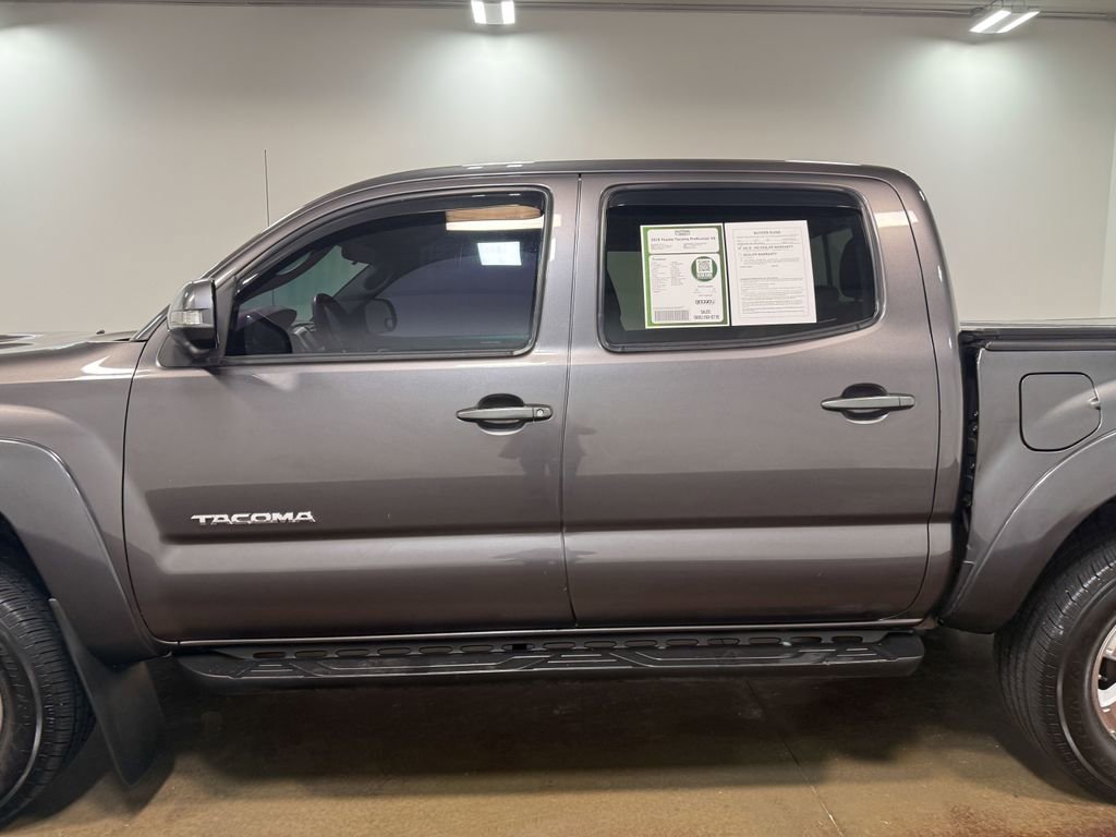 Used 2015 Toyota Tacoma PreRunner w/ TRD Sport Package RWD image 39