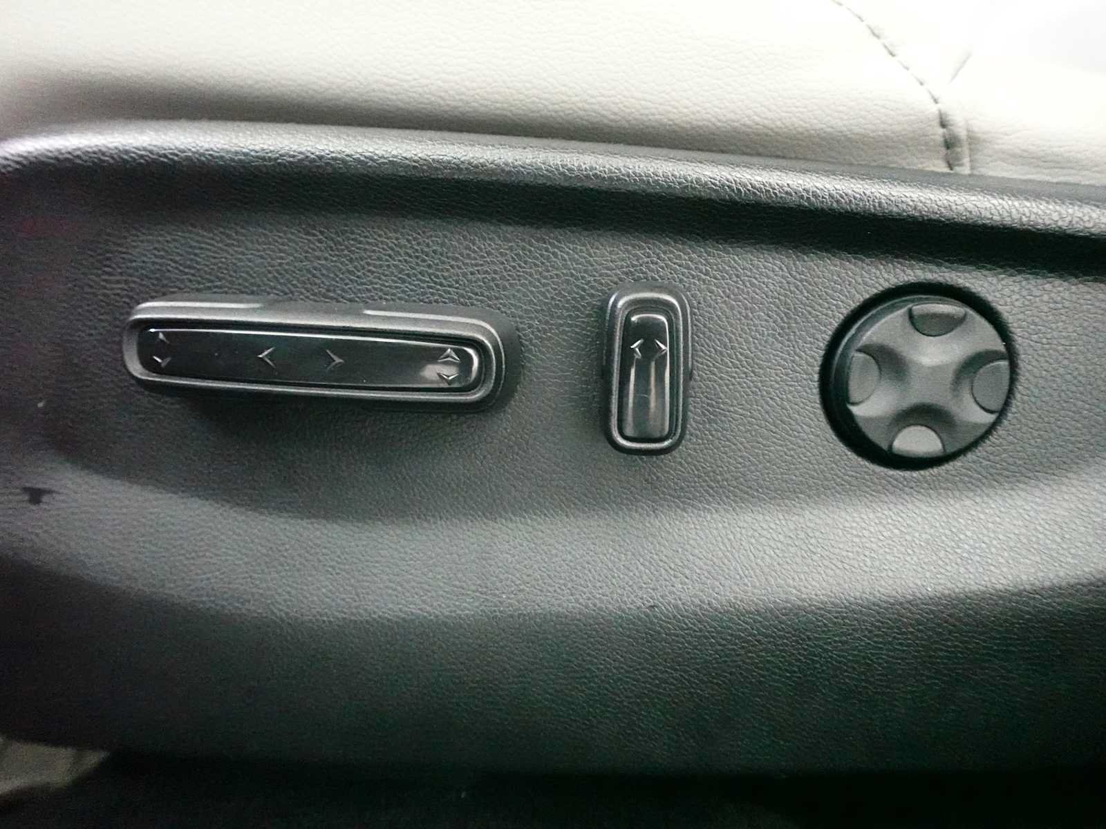 Used 2019 Honda CR-V EX-L image 14