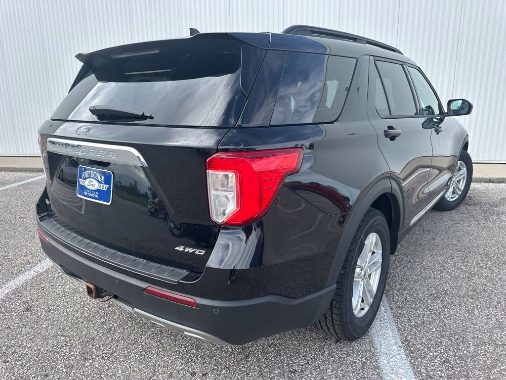 Certified 2021 Ford Explorer XLT w/ Equipment Group 202A AWD/4WD image 7