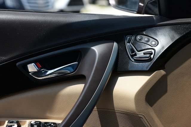 Used 2016 Hyundai Azera Limited FWD image 50