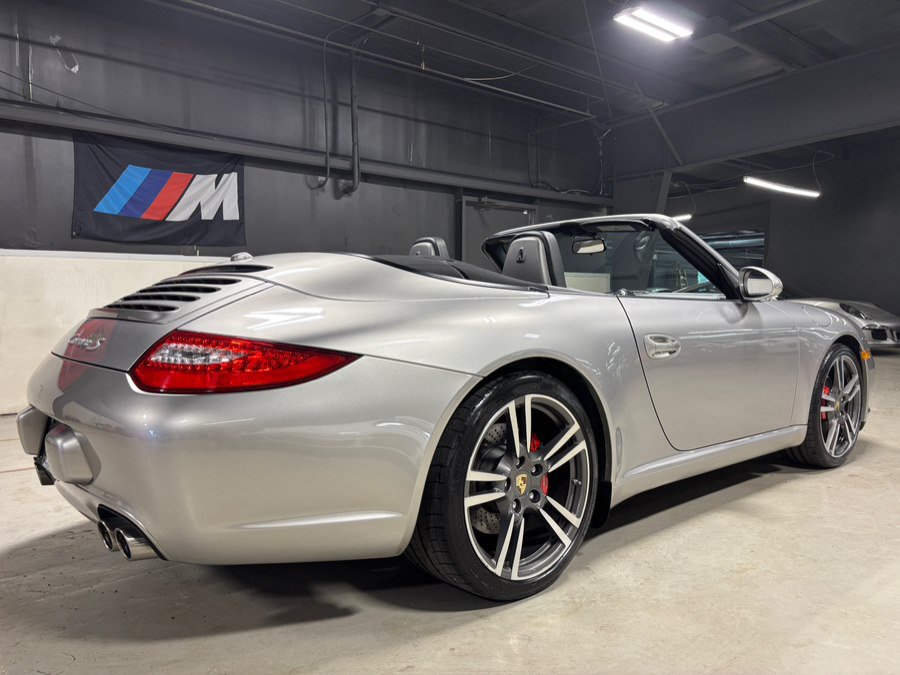 Used 2011 Porsche 911 Carrera S RWD image 2