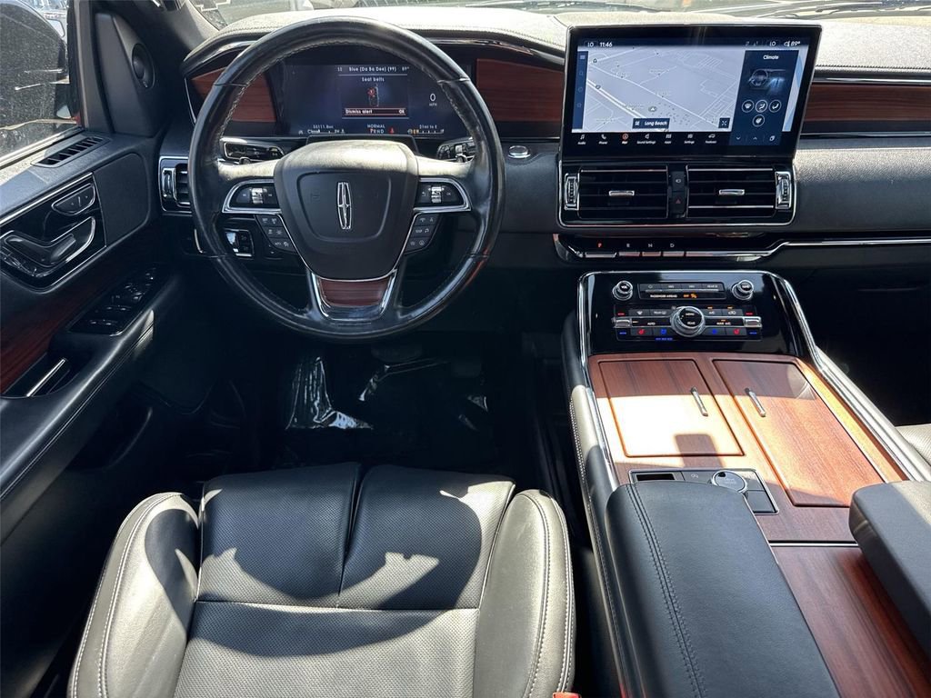 Used 2024 Lincoln Navigator Premiere image 19