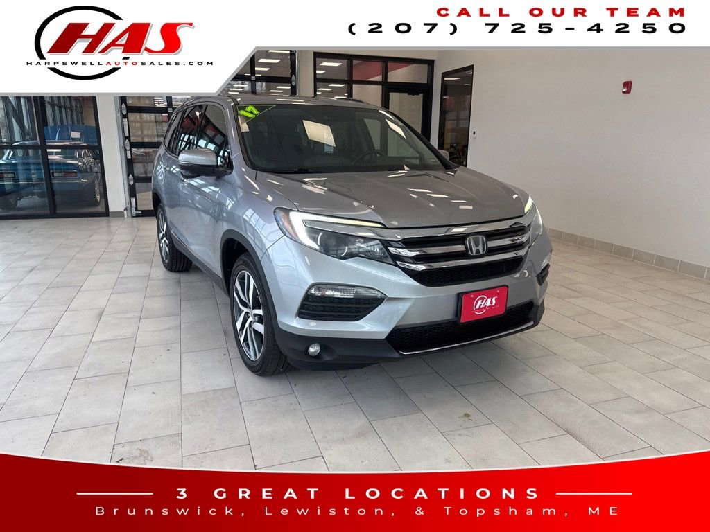 Used 2017 Honda Pilot Touring image 8