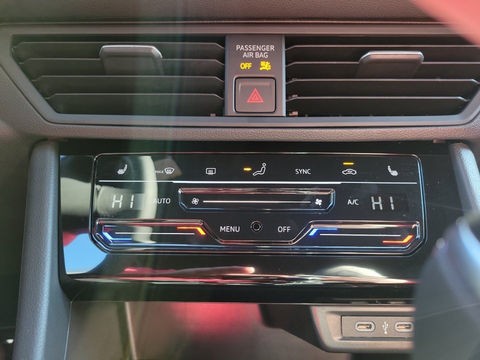 Certified 2026 Volkswagen Jetta Sport FWD image 18
