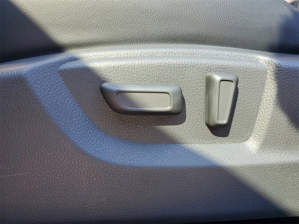 New 2026 Mitsubishi Eclipse Cross SEL image 17