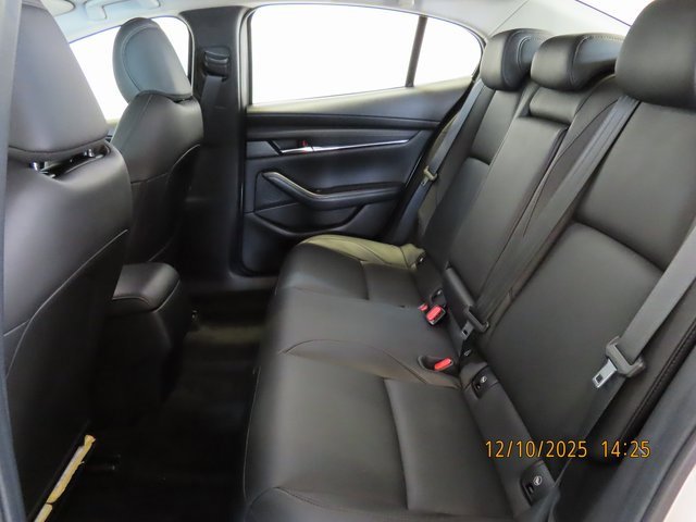 Used 2025 MAZDA MAZDA3 s image 32