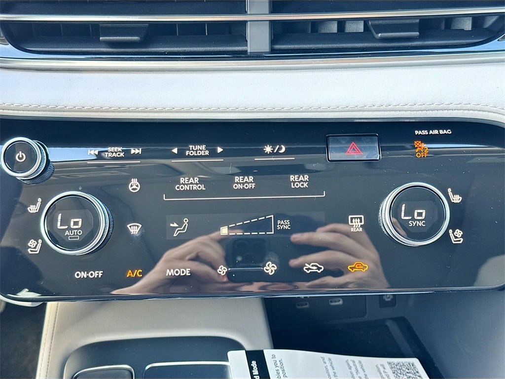 New 2026 INFINITI QX60 Luxe w/ Cargo Package image 16