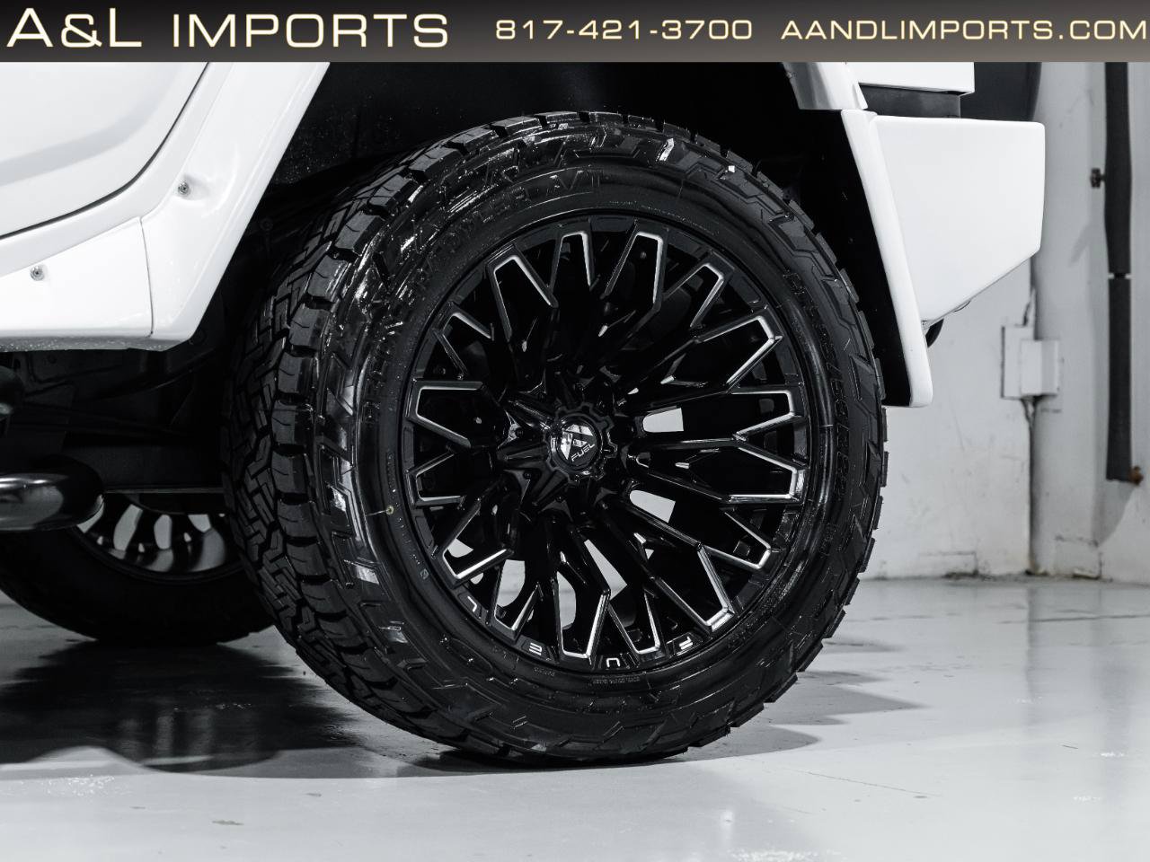 Used 2009 HUMMER H2 SUT AWD/4WD image 25