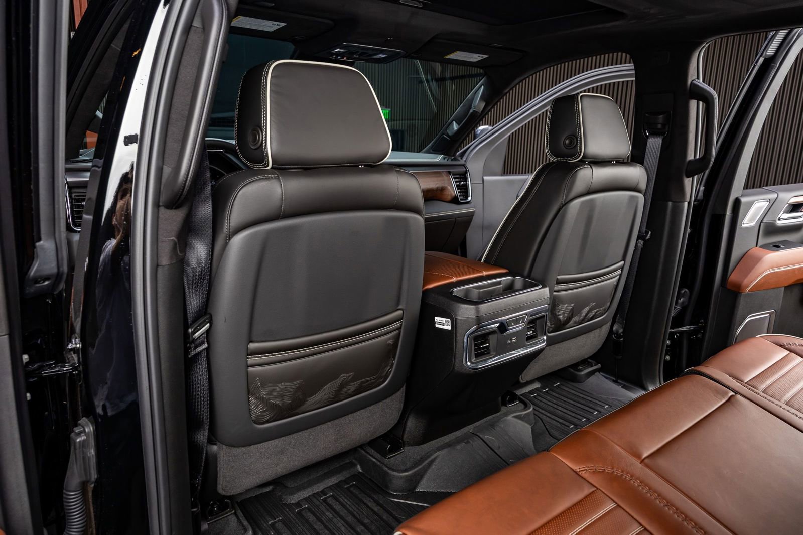 Used 2025 GMC Sierra 2500 Denali Ultimate AWD/4WD image 33