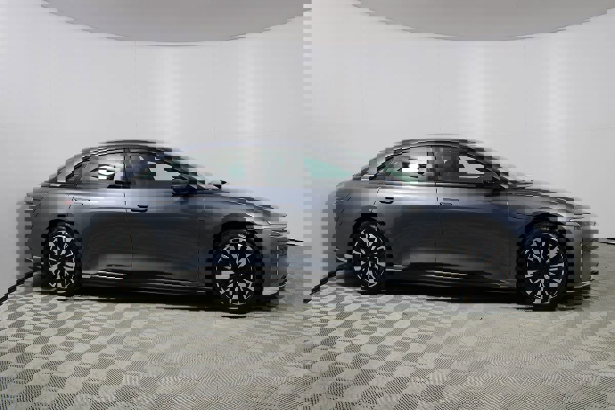 Used 2024 Lucid Air Touring image 42
