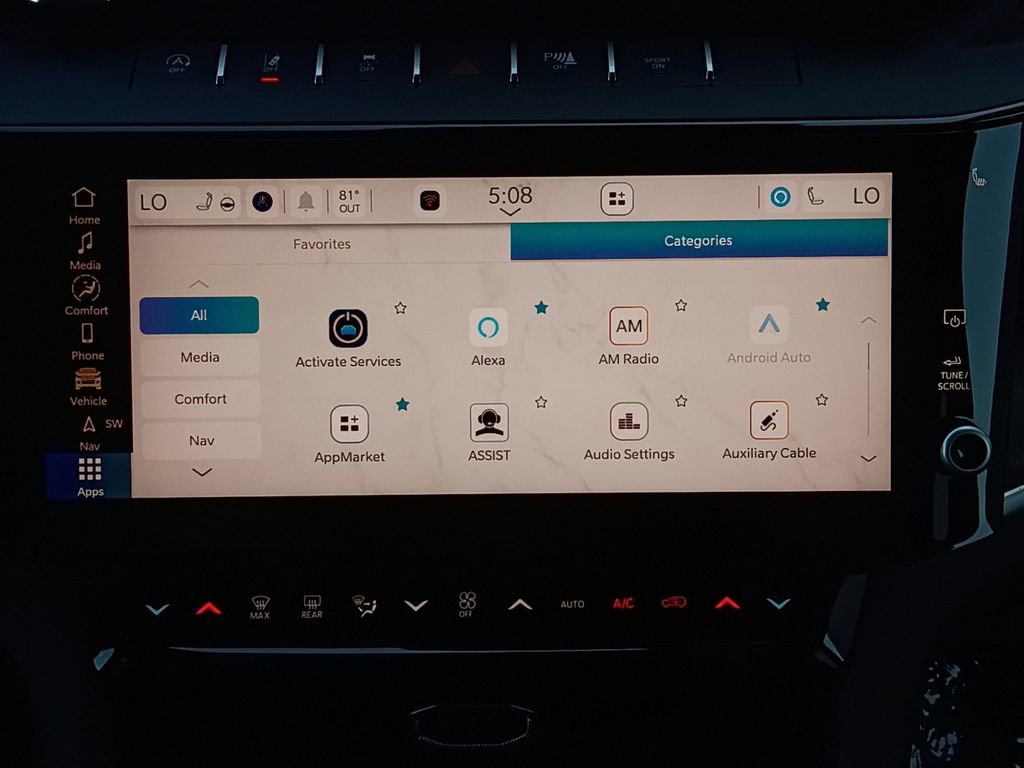New 2026 Jeep Grand Cherokee Limited RWD image 8