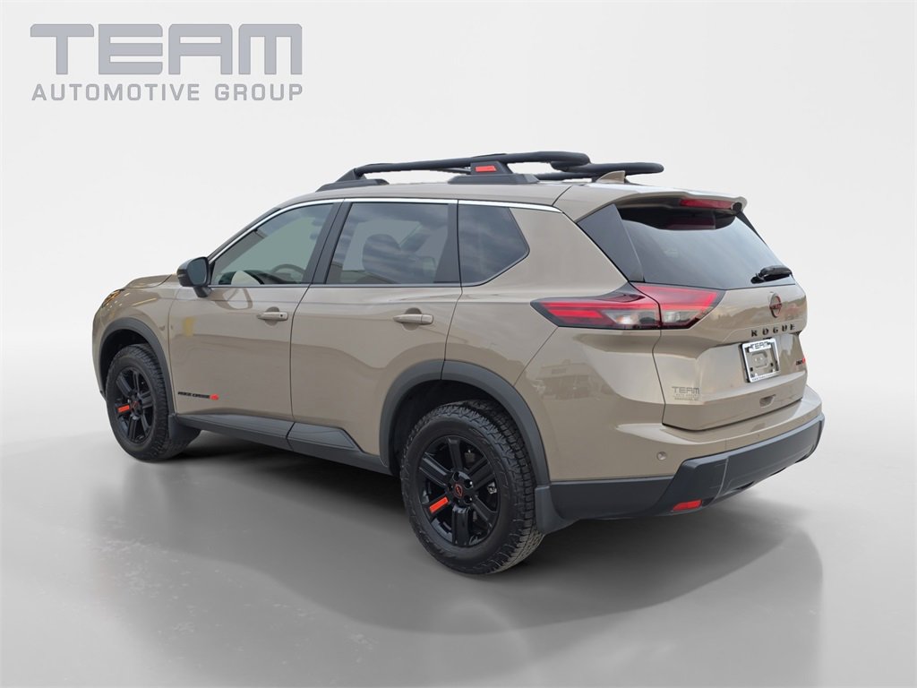 Used 2025 Nissan Rogue SV w/ Rock Creek Premium Package image 5