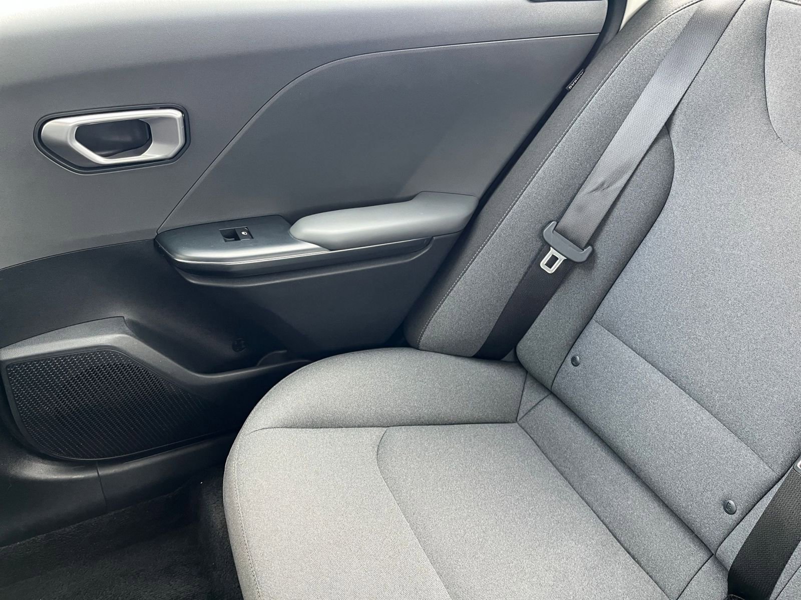 Used 2025 Kia K4 LXS image 38