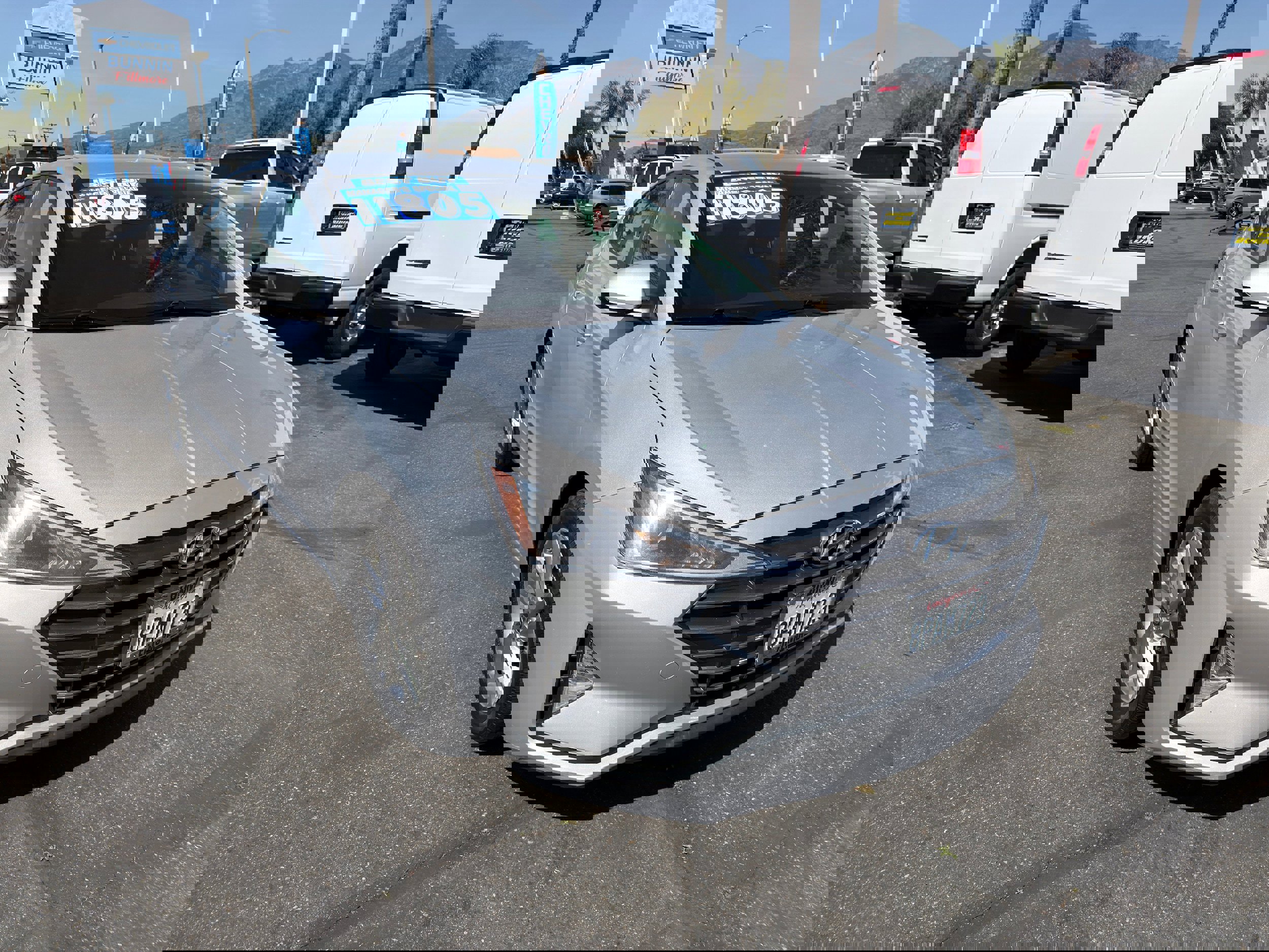 Used 2019 Hyundai Elantra SEL image 2