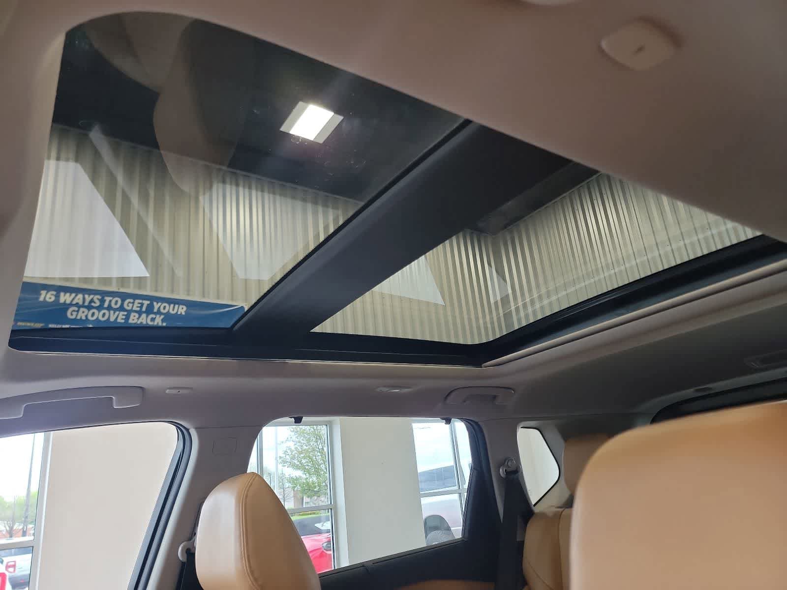 Used 2022 Nissan Rogue Platinum w/ Head-Up Display Package FWD image 13