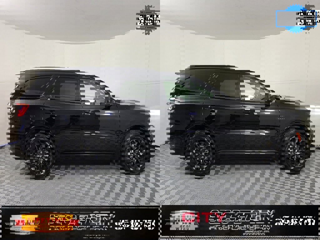 Used 2025 Dodge Durango R/T w/ Blacktop Package image 8