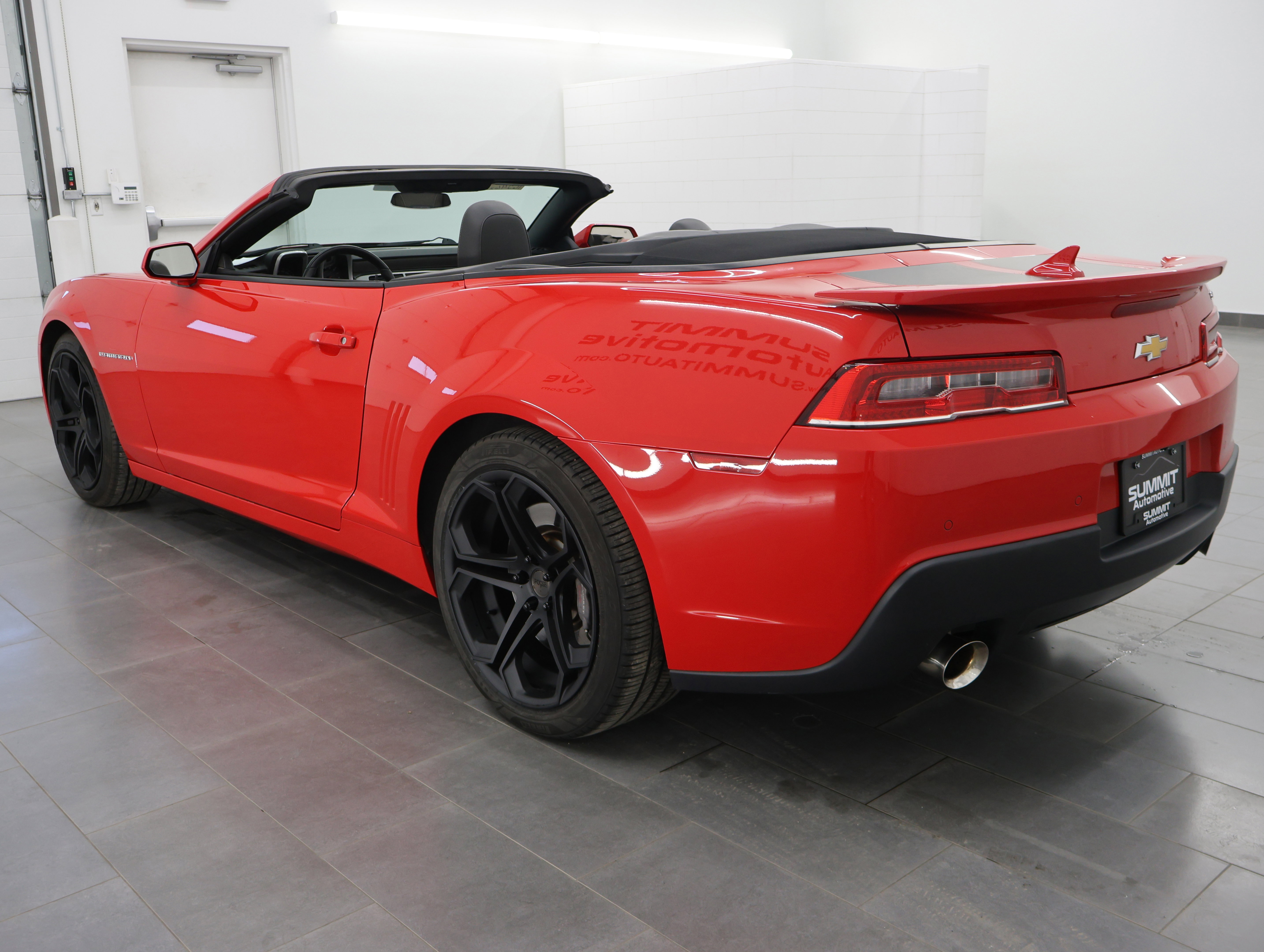 Used 2015 Chevrolet Camaro SS w/ RS Package image 6