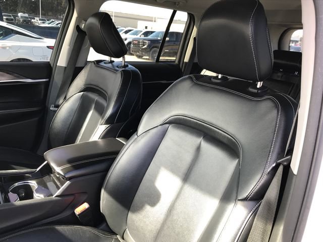 Used 2023 Jeep Grand Cherokee Limited image 5