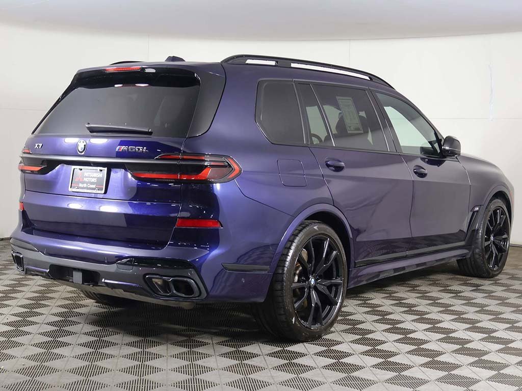 Used 2024 BMW X7 M60i image 13