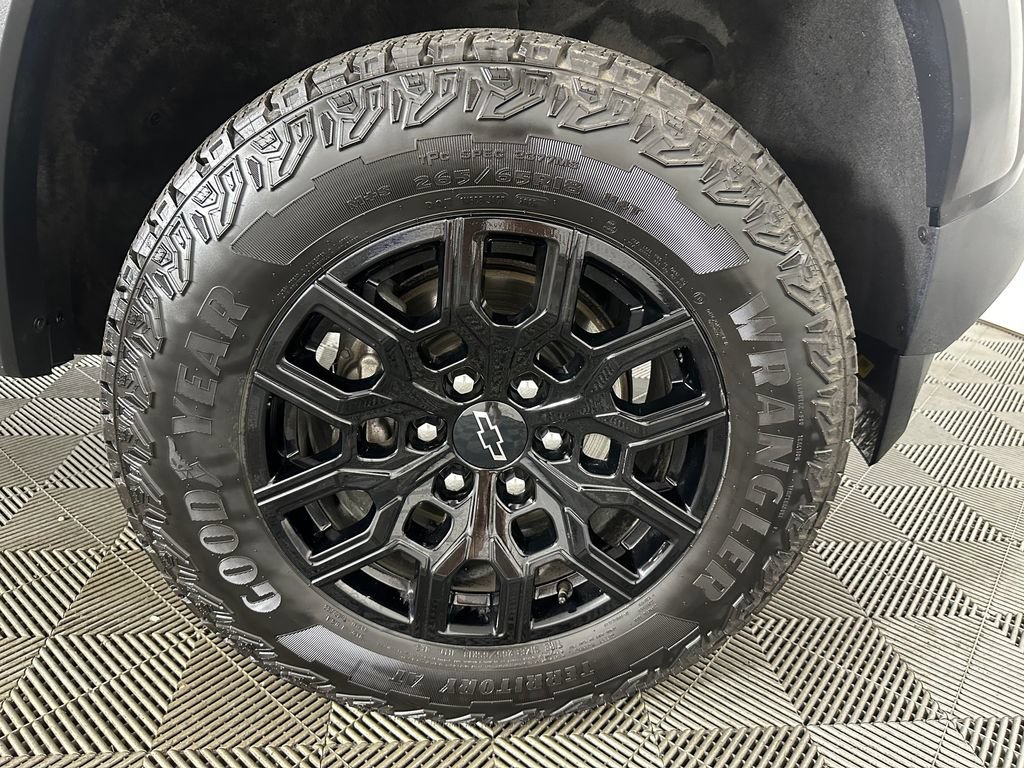 Used 2026 Chevrolet Colorado Trail Boss AWD/4WD image 31