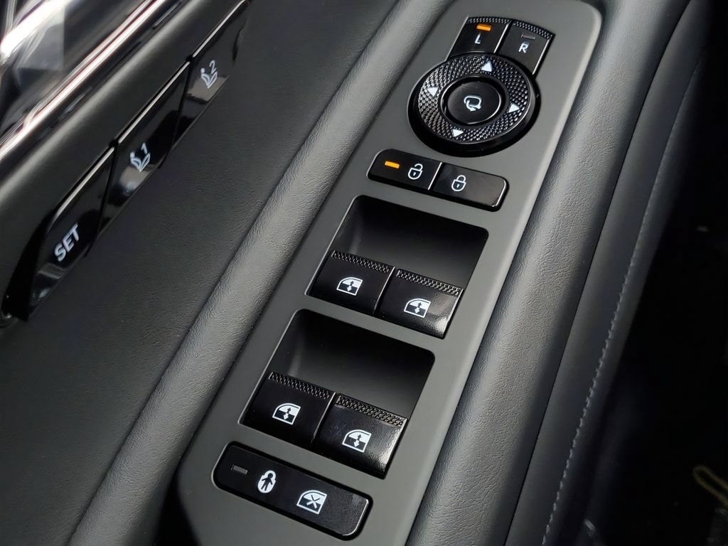 New 2026 Genesis GV80 3.5T Prestige AWD/4WD image 18